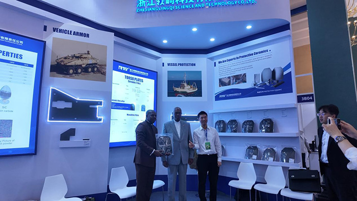 北京國際兩用先進技術裝備展成功舉辦,軍民融合創新成果引多國防務高官關注 北京國際兩用先進技術裝備展成功舉辦,軍民融合創新成果引多國防務高官關注